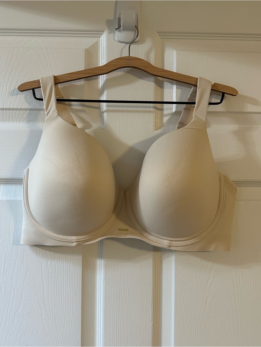 Cacique Smooth Full-Coverage Bra in Light Nude 42F VGUC
